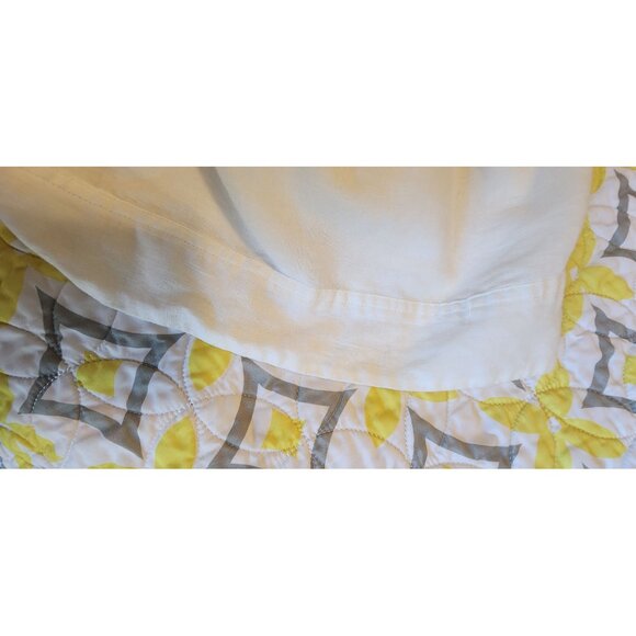 White Cotton Elastic Waist Mini Skirt With Shirred Detailing & Flowy Design - Picture 12 of 14